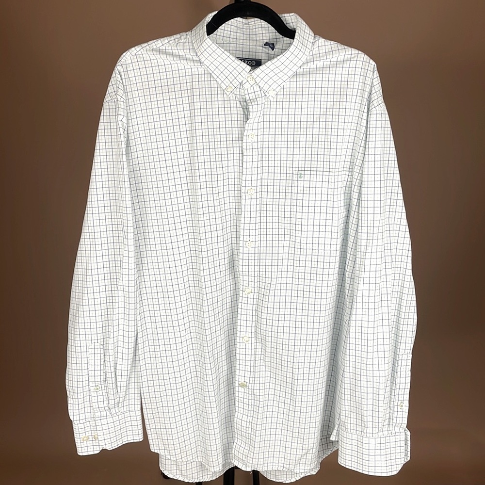 IZOD- Long Sleeve Business Shirt XL